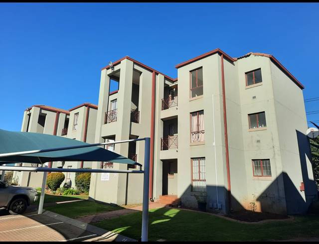 2 BEDROOM TOWNHOUSE FOR SALE IN RANDHART
